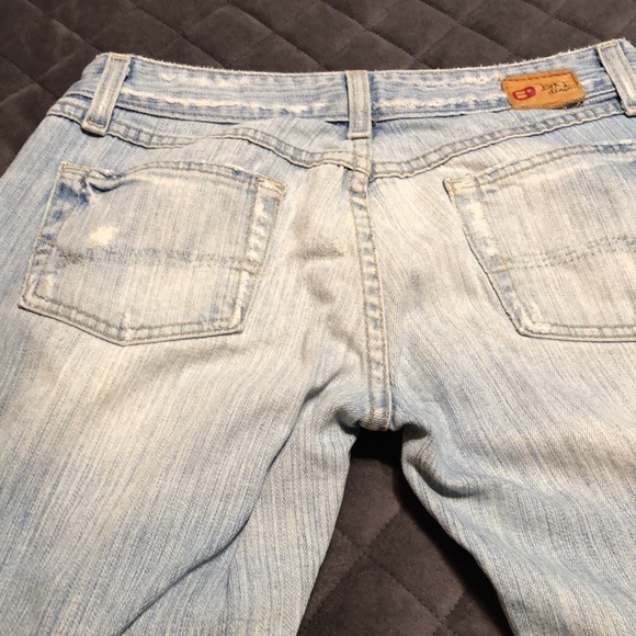 Buckle Denim Jeans - Picture 5 of 8